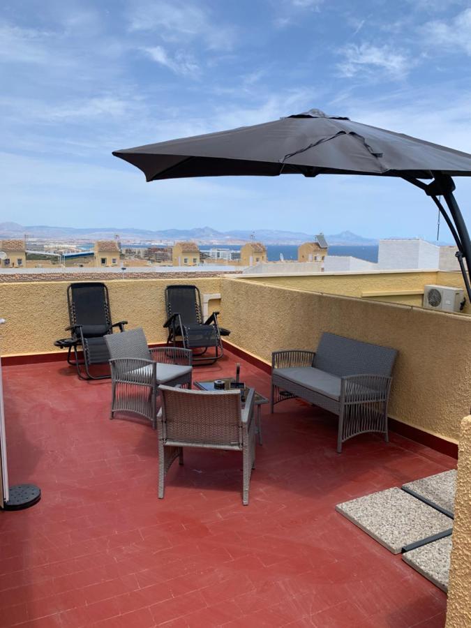 Adosado Tranquilo Con Piscina Y Vistas Al Mar Lägenhet Puerto Marino Exteriör bild